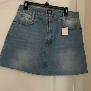 Brand new women’s skirt